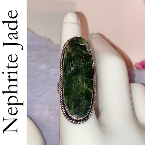 COOL!! Nephrite Jade Gemstone Chunky Handmade Ring - Picture 2 of 5